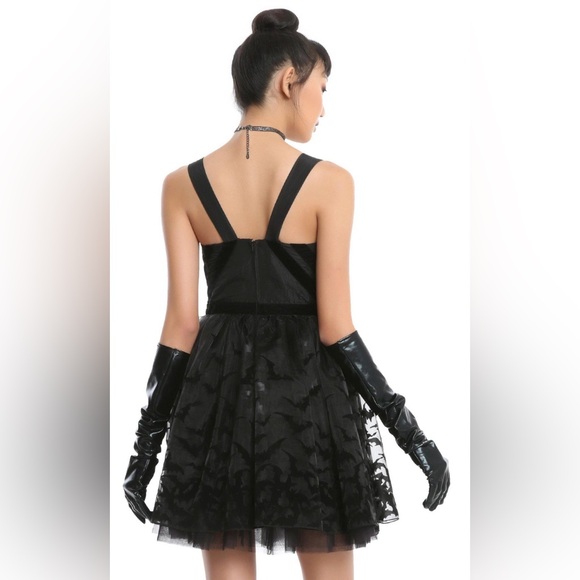 NWT Hot Topic DC Comics Batman sleeveless black formal size 2X - Picture 2 of 16
